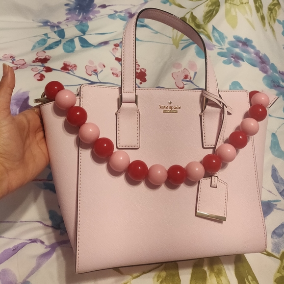 Refreshing pink satchel for all Kate Spade lovers - Picture 2 of 8